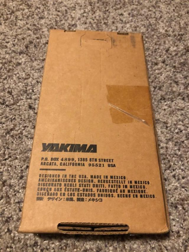 Barres De Toit Yakima Mighty Mount 4H – Montage Sur Toit – Capacité 1