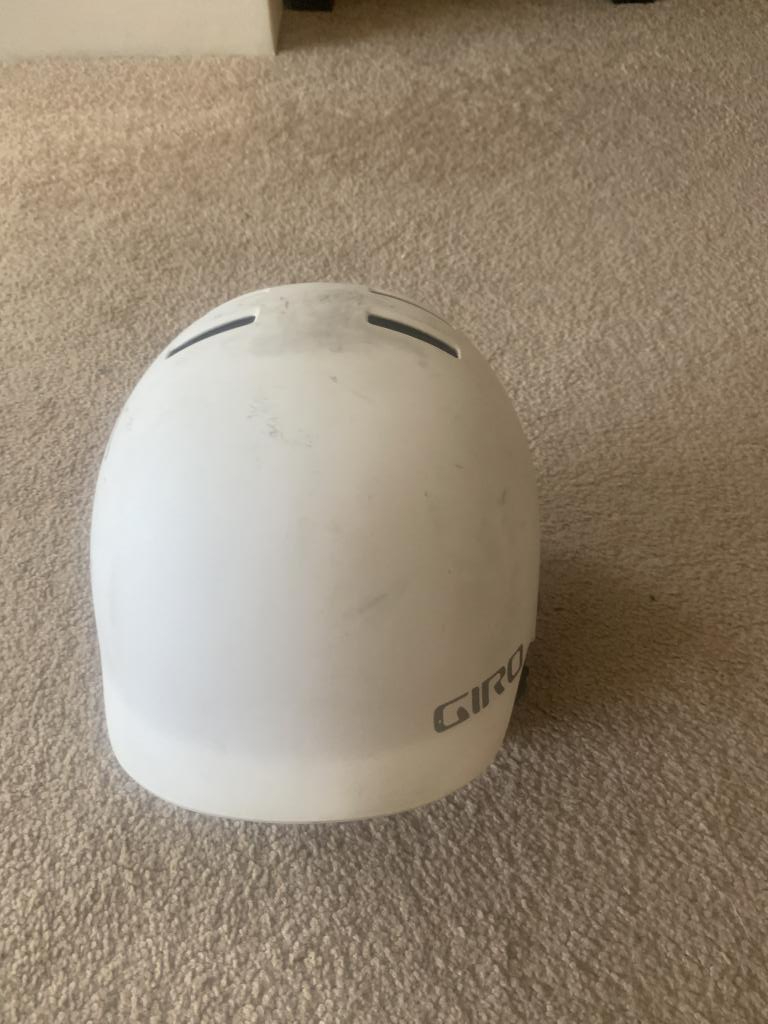giro surface s helmet