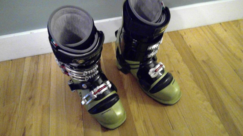 Crispi Evo NTN Ski boots size 28 (US 10) telemark and Alpine touring 8